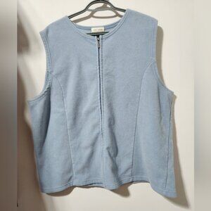 East West fleece vest